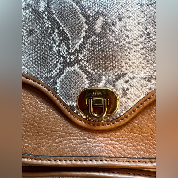 Fossil Heritage Top Handle Crossbody Bag - Picture 5 of 5